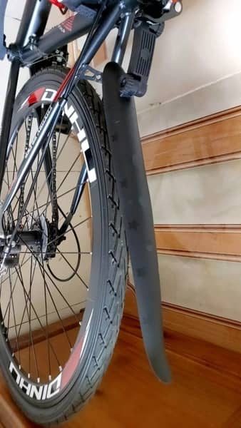 Chắn Bùn Xe Đạp Siêu Nhẹ Có Làm Giảm Hiệu Quả Bảo Vệ Không?