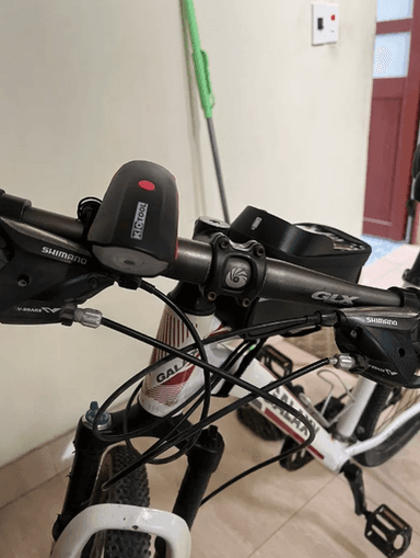 ĐÈN CHIẾU SÁNG CHO XE ĐẠP KIOTOOL – GIẢI PHÁP TOÀN DIỆN VỚI ĐÈN LED SIÊU SÁNG, CÒI CẢNH BÁO VÀ PIN SẠC USB