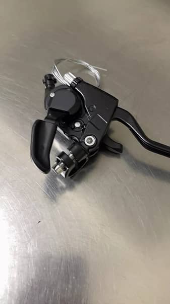 Lợi Ích Khi Sử Dụng Cặp Tay Phanh Xe Đạp Kiotool Nhôm Hợp Kim So Với Tay Phanh Carbon Là Gì?