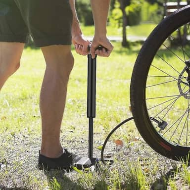 Ống Bơm Xe Đạp - Thiết Bị Quan Trọng Cho Người Đam Mê Xe Đạp