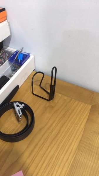 Giá đỡ bình nước dễ dàng tháo lắp cho xe đạp nên chọn loại nào để sử dụng lâu dài?