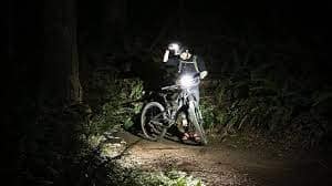 Đèn LED Xe Đạp: Tăng Cường An Toàn Cho Hành Trình Đêm
