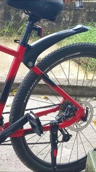 Bạn đã sẵn sàng trang bị chắn bùn xe đạp trước và sau cho hành trình đạp xe mạo hiểm chưa?