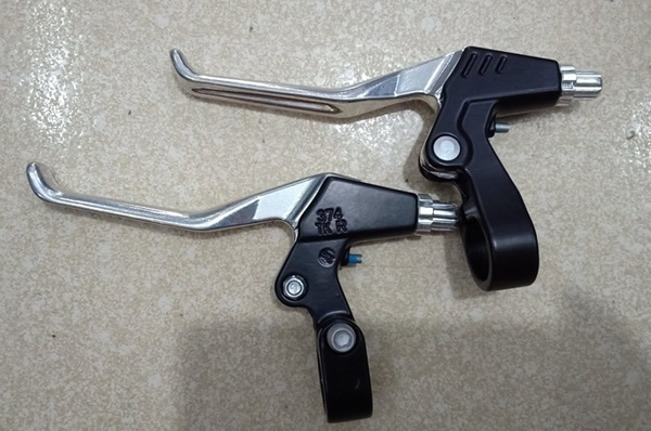 Tay Phanh Xe Đạp Thể Thao: Lựa Chọn Hoàn Hảo Cho Mọi Địa Hình